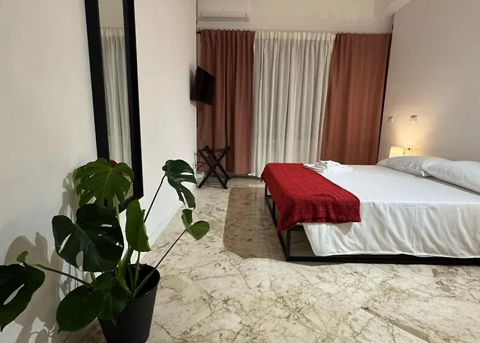 Residenza Piramide 4* Rom